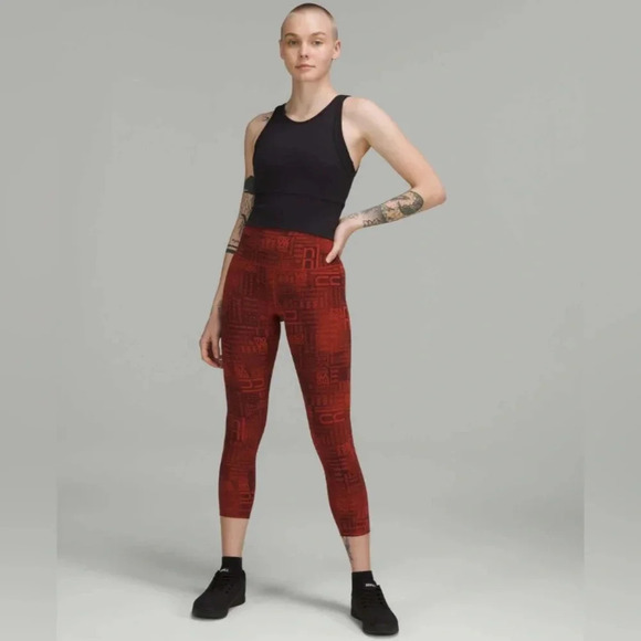 Lululemon Wunder Train High-Rise Crop 23" Size 6 - Picture 2 of 9